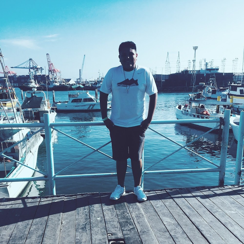 Meet your Posher, Adonai